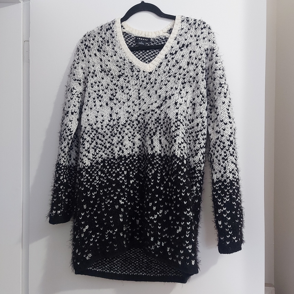 Trouve Ombre V Neck Sweater Sz Xs
